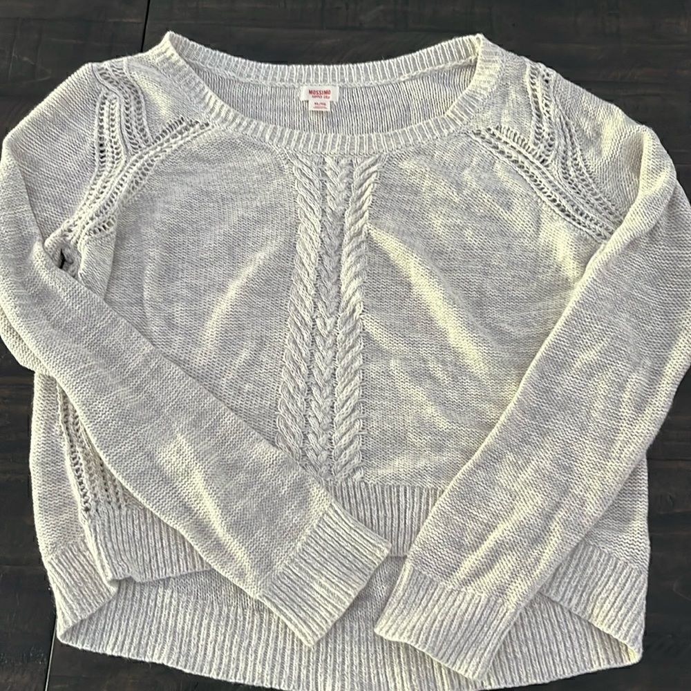 Cream Mossimo Sweater 